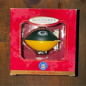 NFL Green Bay Packers Christmas Tree Ornament Hallmark c 1997 015012394061 Blimp